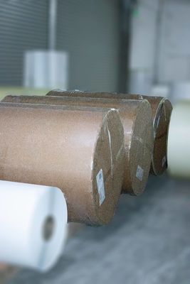 Hot Melt Glue Thermal Label Roll , Kraft Paper Jumbo Roll 80u Surface Thickness